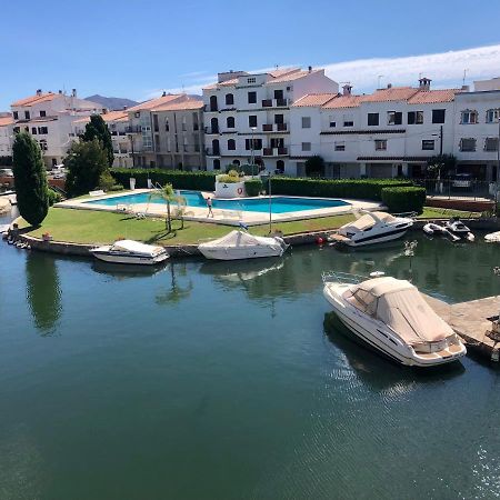 Port Sotavent 2C - Apartamento En La Marina De Empuriabrava - Piscina Comunitaria, - Parking - Vistas Al Canal - Cerca Centro Y Playa Eksteriør billede